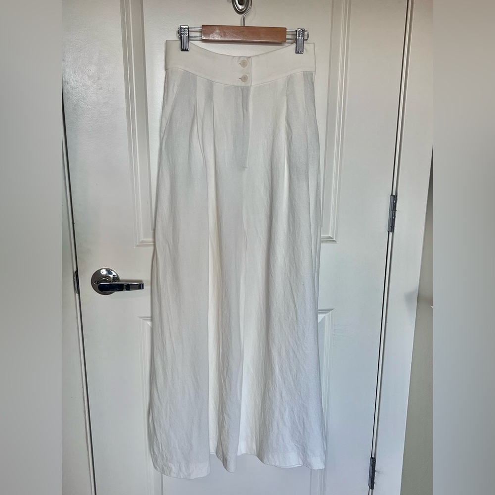 SOLD Zara Collection Linen Blend Trousers in Ecru, XS, as seen on Meghan Markle